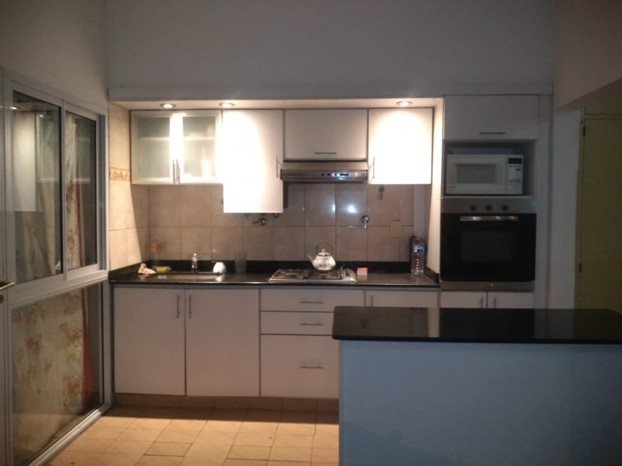 CASA FAMILIAR