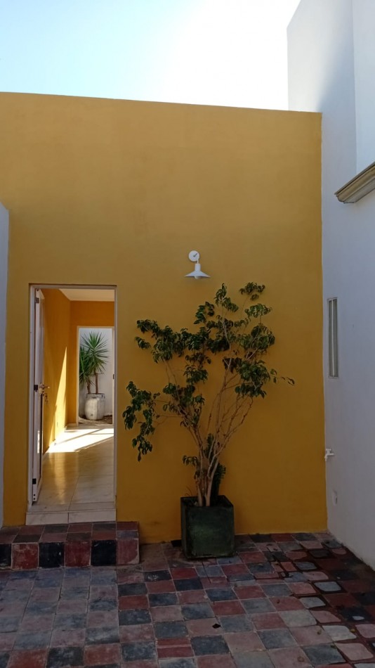 CASA FAMILIAR