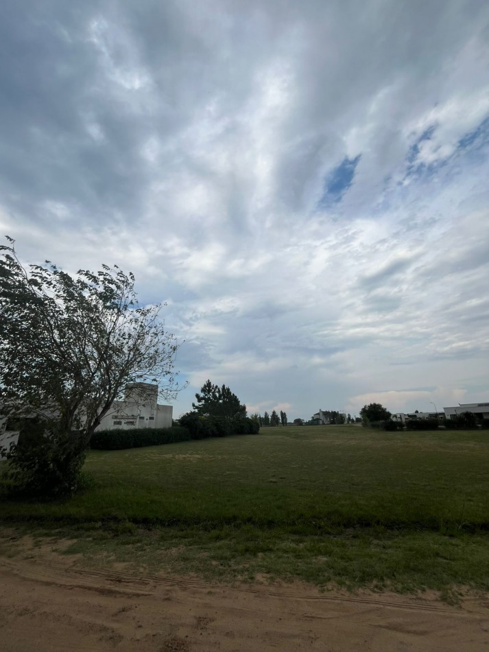 LOTE DE 1250 M2 - PRADOS DE LA ADELINA