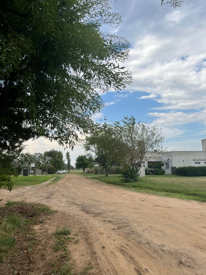 LOTE DE 1250 M2 - PRADOS DE LA ADELINA